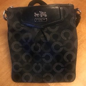 Coach signature Crossbody Purse